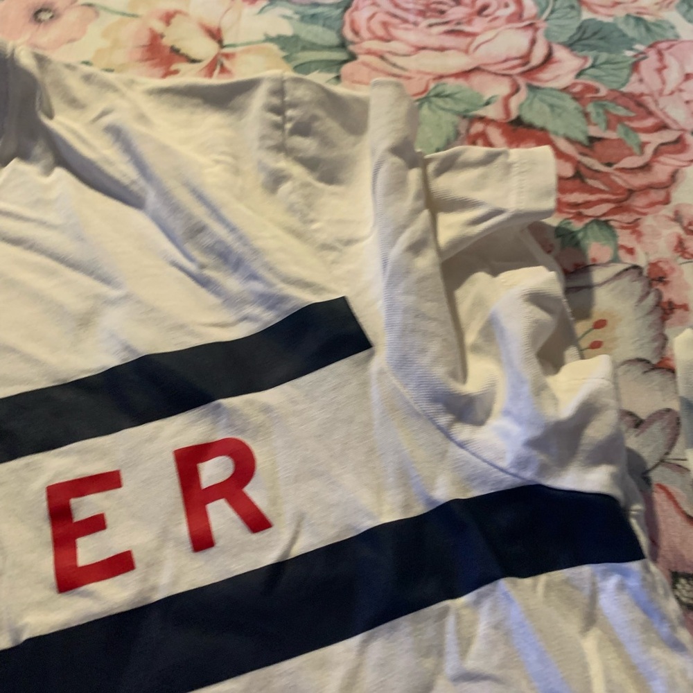 Tommy Hilfiger White Short Sleeve Tee with Red Logo and Black Stripes - Picture 4 of 13